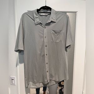 Travis Matthew Men’s Button Up